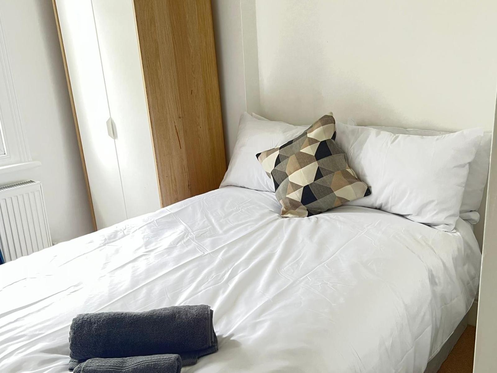Cricklewood Boutique Stay London Rum bild