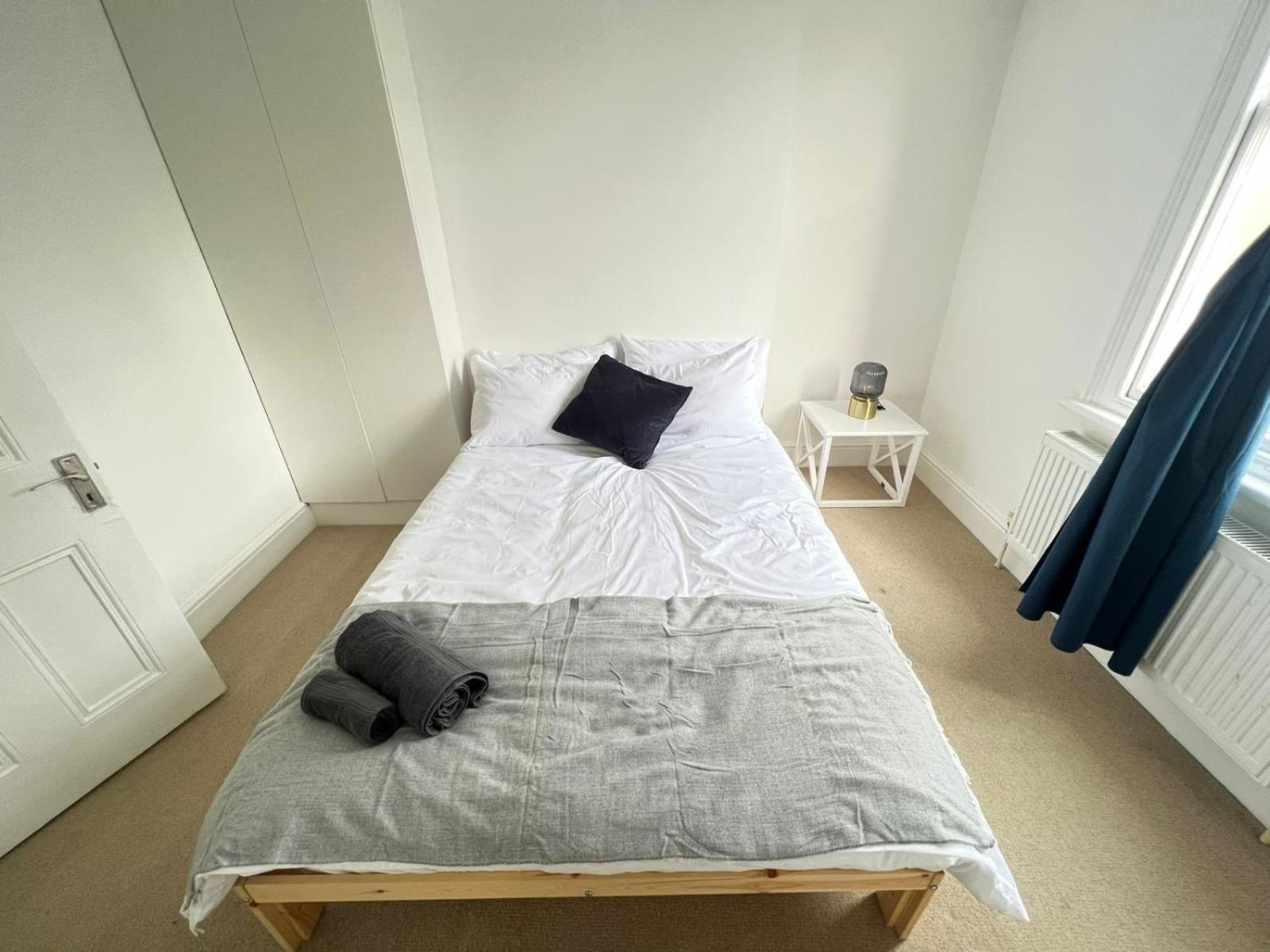 Cricklewood Boutique Stay London Rum bild